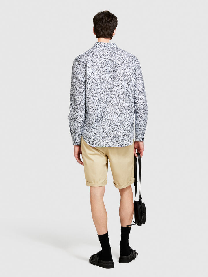 Slim fit bermudas - men's slim fit trousers - Beige | Sisley image number 3